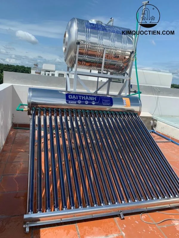 Sản phẩm được sản xuất bằng inox cao cấp nâng cao độ bền của máy nước nóng, hạn chế hỏng hóc