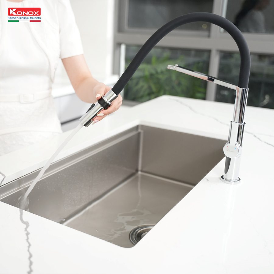 Vòi rửa bát thân mềm Tema Chrome