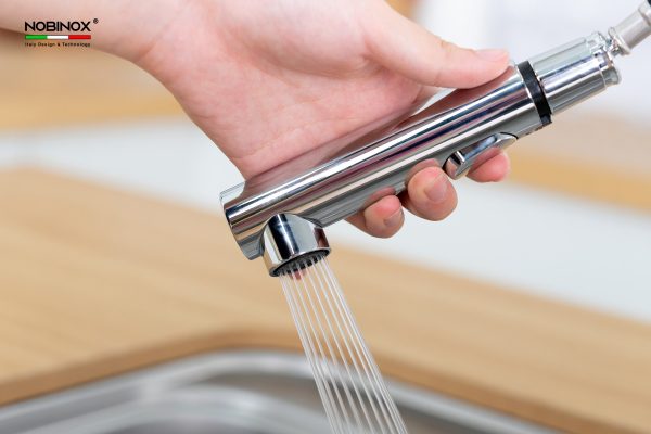 Vòi rửa chén NOBINOX BIANCO NX600 dây rút nóng lạnh