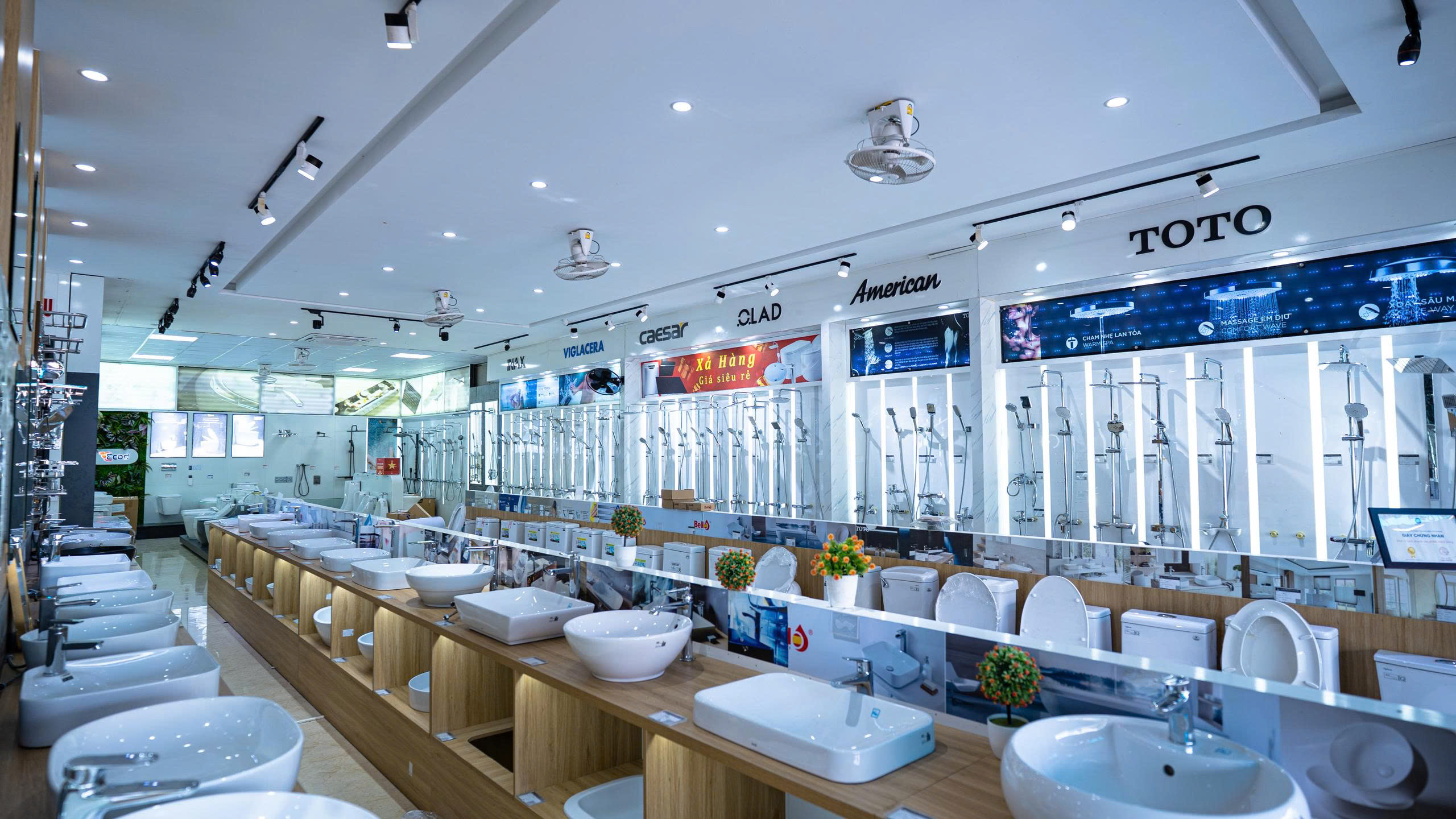 Showroom Kim Quốc Tiến Hà Tĩnh