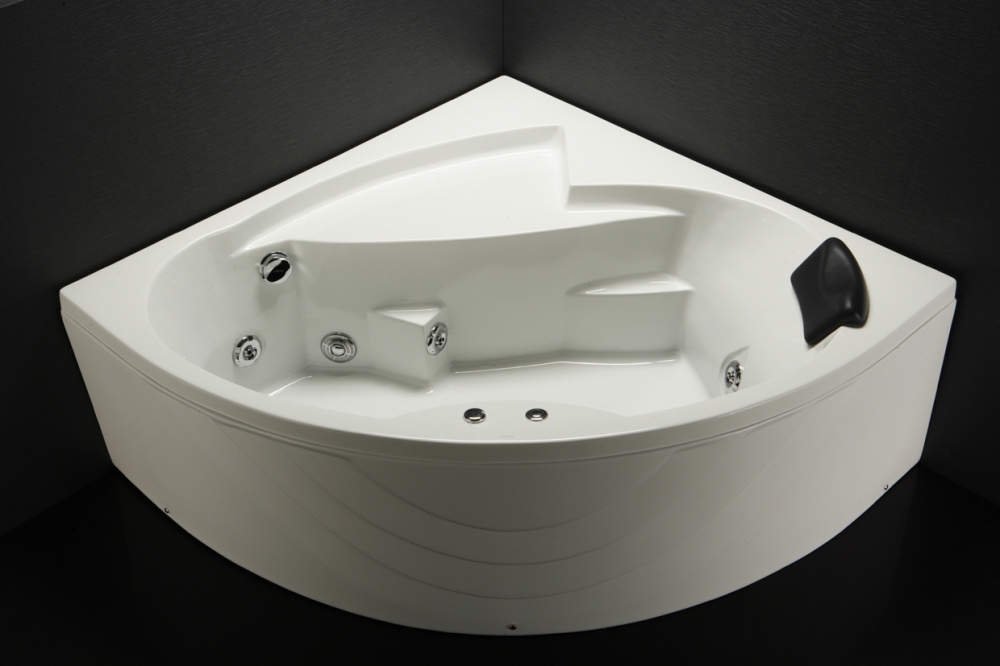 Cấu trúc không chân giúp bồn tắm dễ vệ sinh, hạn chế bám bẩn