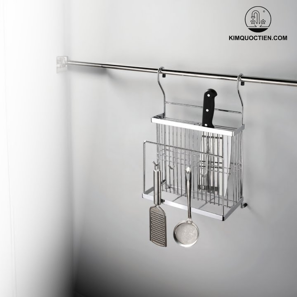 Sản phẩm có thể dùng để lưu trữ gia vị, ly tách, bát đĩa và các vật dụng nấu ăn khác