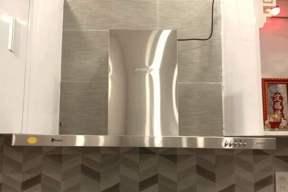 Bảng điều khiển cơ và cảm ứng thao tác nhanh chóng