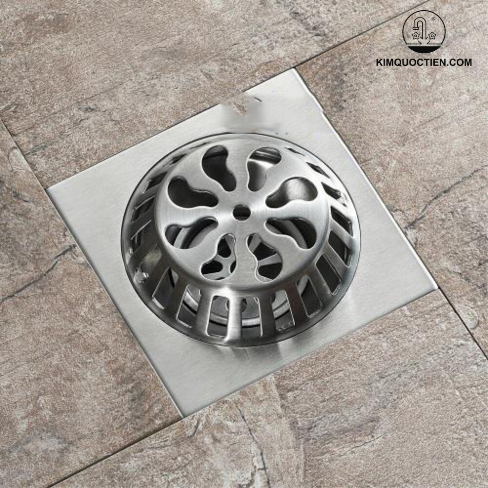 Thiết kế phễu thoát sàn TOTO tập trung vào tính tiện dụng và khả năng xử lý nước, mùi và rác thải