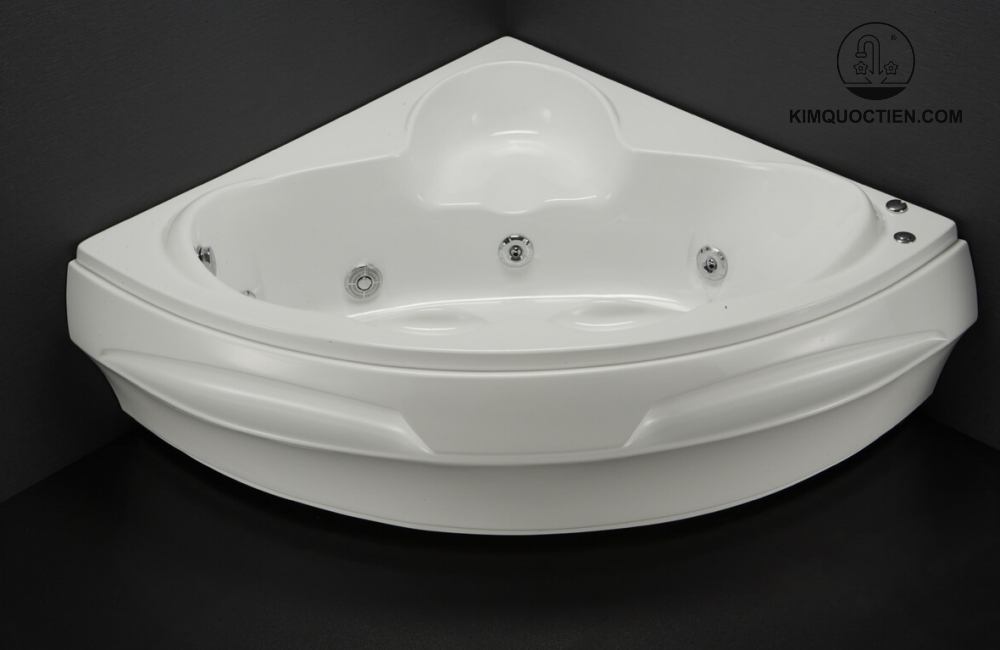 Bồn tắm góc Caesar sở hữu kích thước nhỏ gọn