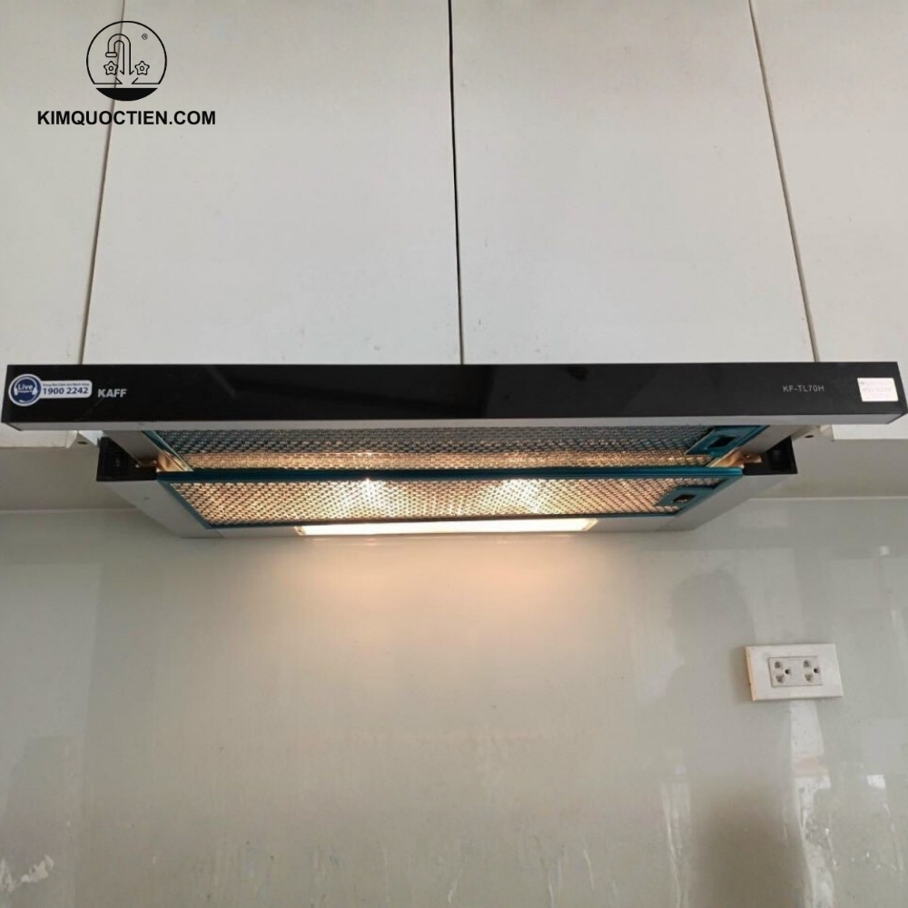 Máy hút mùi KAFF KF-TL70H được thiết kế đèn LED hỗ trợ quá trình nấu nướng thuận tiện
