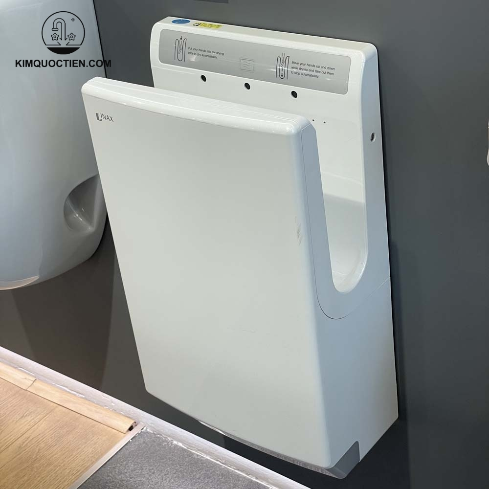 Máy sấy tay INAX JT-1000 sở hữu công suất 830W mang lại hiệu quả sấy khô nhanh chóng