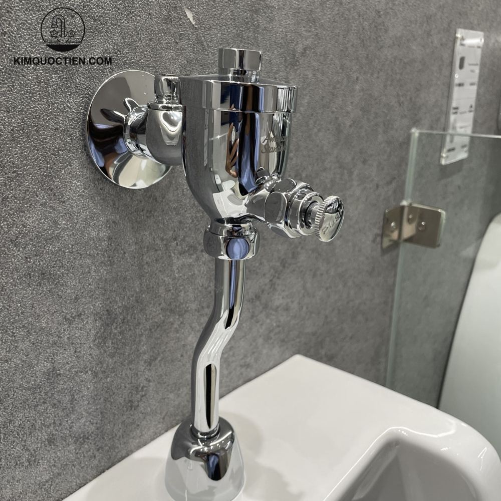 American Standard WF-9802 được mạ Chrome giúp tăng tính thẩm mỹ và vệ sinh