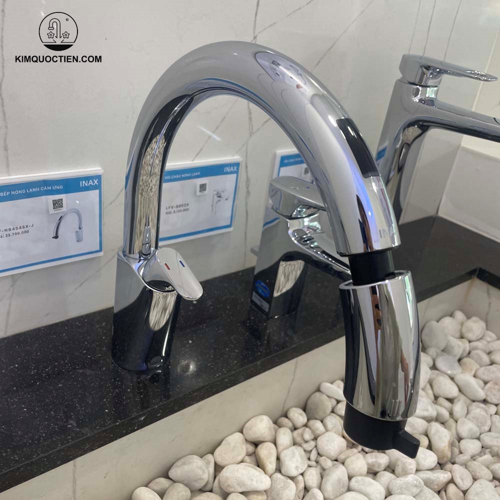 Công nghệ cảm biến thông minh giúp cảm biến tay người dùng mà không cần chạm vào tay gạt vòi rửa