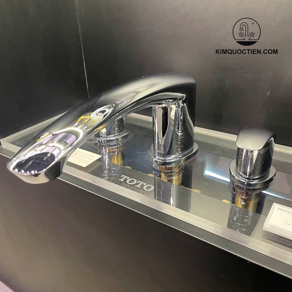 Vòi xả TOTO TBG09201B hiện đại, bền bỉ, nóng lạnh an toàn.