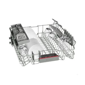 Máy rửa bát bán âm SMI46IS03E series 4 được thiết kế với dung tích rửa 13 bộ chén bát châu Âu