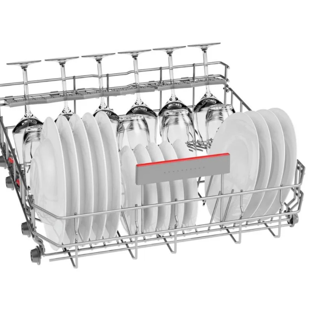 Máy rửa bát độc lập SMS46MI05E series 4 trang bị cảm biến độ bẩn AquaSensor đảm bảo hiệu quả làm sạch mà vẫn tiết kiệm nước