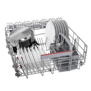 Máy rửa bát độc lập SMS4HDI52E series 4 có dung tích rửa lên đến 13 bộ bát đĩa châu Âu