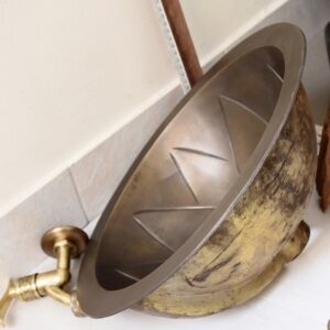 Chậu lavabo Kanly GCL02 đặt bàn đồng thau họa tiết cánh hoa sen 360x160 mm