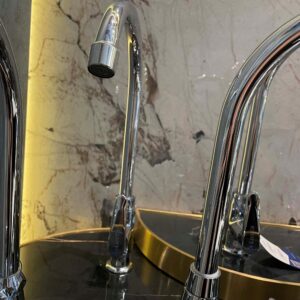 Vòi rửa chén lạnh Luxta L3101T3