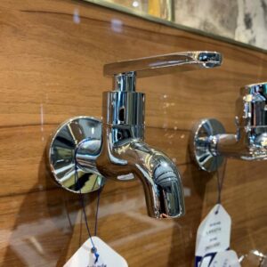 Vòi hồ Luxta L4102T3