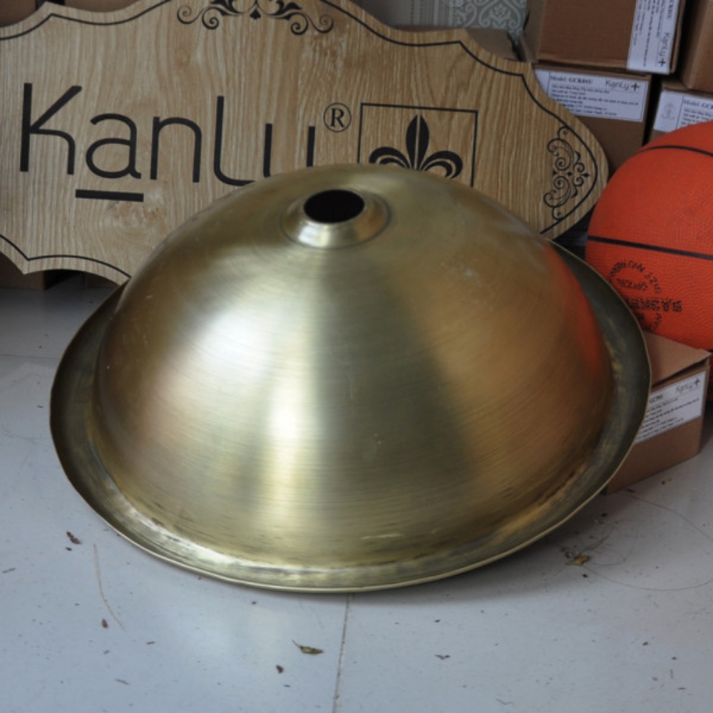 Chậu lavabo đặt bàn Kanly bằng đồng RSC319