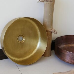 Chậu lavabo Kanly RSC401V đặt bàn phong cách đồng cổ 376x115 mm