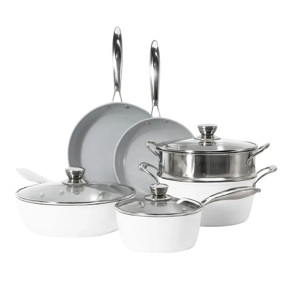 Nắp nồi được làm từ kính chịu nhiệt trong suốt giúp dễ dàng quan sát thực phẩm trong quá trình nấu