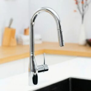 Bề mặt vòi rửa chén được mạ Chrome nhiều lớp