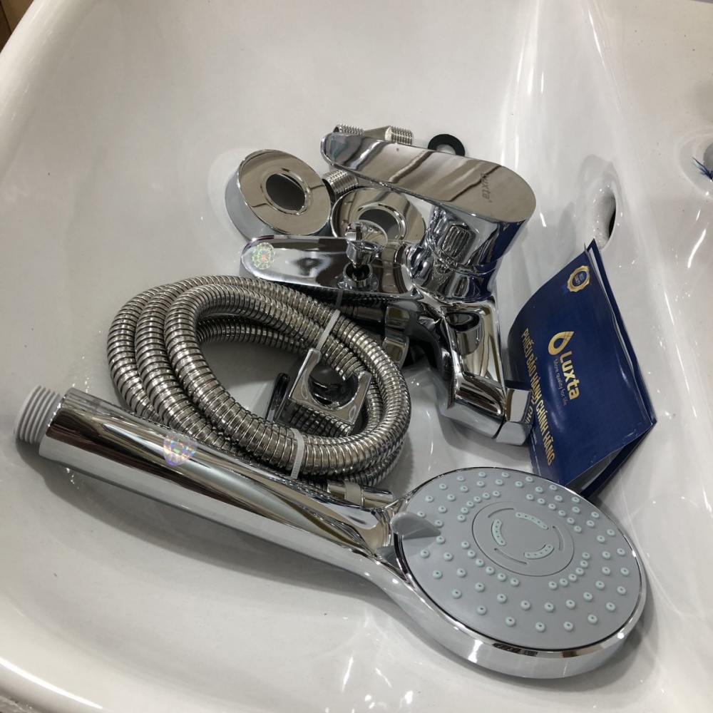 Vòi sen nóng lạnh Luxta L2210SX6 + T10