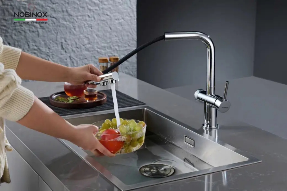 Vòi rửa chén dây rút 3 đường nước NOBIBOX MIRA NX333 có thể kéo dài tối đa 80 cm