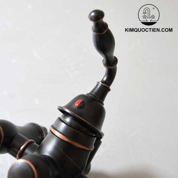 Sen Cây Kanly GCS14B Nóng Lạnh Đồng Thau Cổ Điển Màu Đen