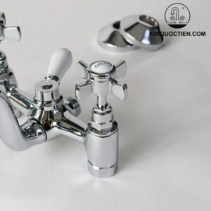 Củ sen tắm nóng lạnh treo tường CHS02