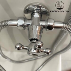 Van góc bằng đồng Kanly CHV12