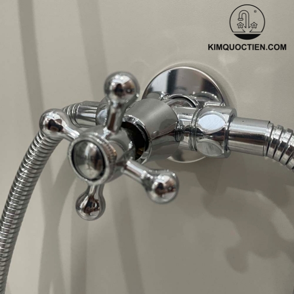 Van góc bằng đồng Kanly CHV12