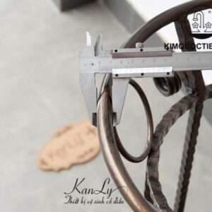 Kệ Đặt Chậu Rửa Mặt Lavabo Bằng Sắt Kanly FP03