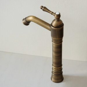 Vòi lavabo Kanly GCA13 nóng lạnh bằng đồng cổ điển