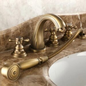 Vòi lavabo 5 lỗ Kanly GCB04 nóng lạnh bằng đồng cổ điển
