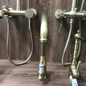 Vòi rửa bát nóng lạnh bằng đồng Kanly GCC07