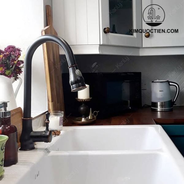 Vòi Rửa Bát Kanly GCC09B Rút Dây Nóng Lạnh Màu Đen