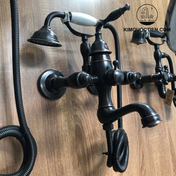 Vòi Sen Tắm Kanly GCS24B Nóng Lạnh Màu Đen Cổ Điển