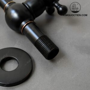 Vòi Gắn Tường Kanly GCT02B Lạnh Bằng Đồng Màu Đen
