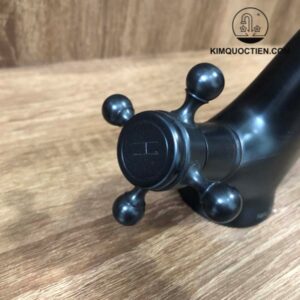 Vòi Lavabo Kanly GCV05B Nóng Lạnh