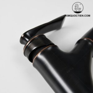 Vòi Lavabo Kanly GCV42B Nóng Lạnh Có Rút Dây Màu Đen