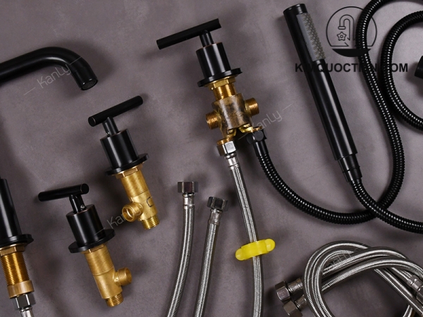 Vòi Lavabo 5 Lỗ Kanly GCB09B Nóng Lạnh