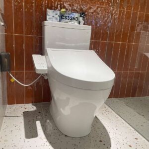 Bồn cầu 2 khối TOTO CS326DW16 nắp rửa điện tử WASHLET C2 TCF23410AAA