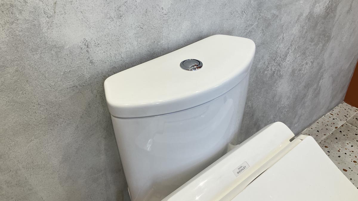 Bồn cầu 2 khối TOTO CS838DW18 nắp rửa điện tử WASHLET C2 cơ bản TCF23710AAA