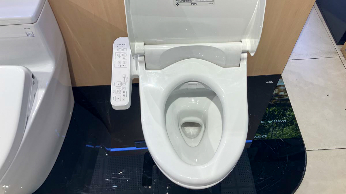 Bồn cầu 2 khối TOTO CS986GW18 nắp rửa điện tử WASHLET C2 cơ bản TCF23710AAA