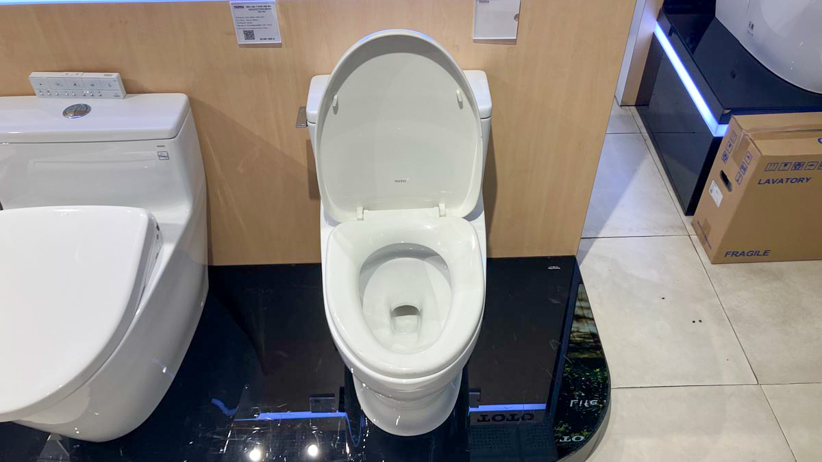 Bồn cầu 1 khối TOTO MS188VKT3 nắp đóng êm TC385VS