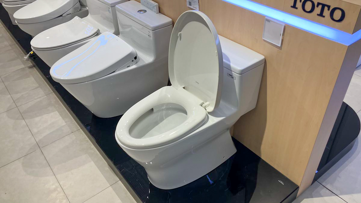 Bồn cầu 1 khối TOTO MS188VKT3 nắp đóng êm TC385VS