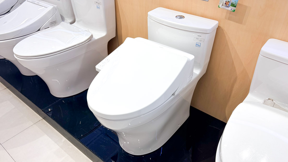 Bồn cầu 1 khối TOTO MS885CDW26 nắp rửa điện tử WASHLET S1 TCF23661GAA giấu dây