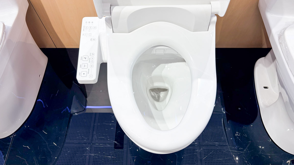 Bồn cầu 1 khối TOTO MS885CDW26 nắp rửa điện tử WASHLET S1 TCF23661GAA giấu dây