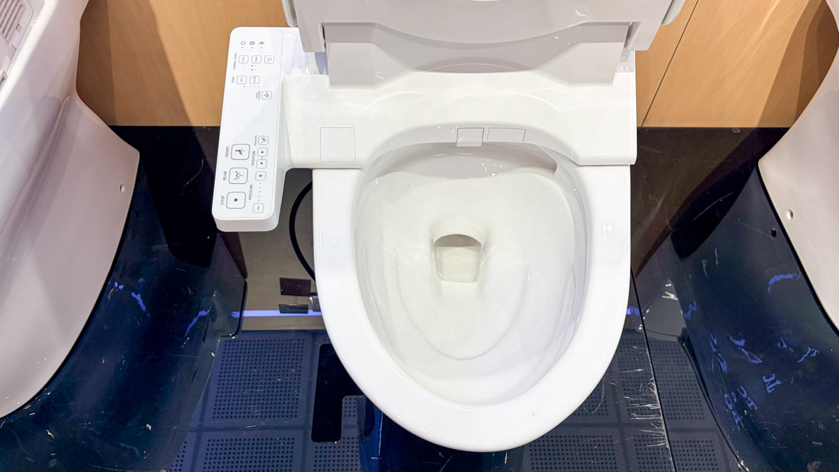 Bồn cầu 1 khối TOTO MS887CRW26 nắp rửa điện tử WASHLET S1 TCF23661GAA giấu dây