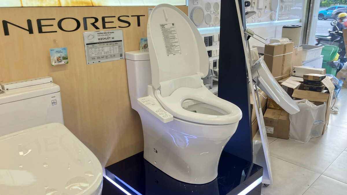 Bồn cầu 1 khối TOTO MS889CDRW26 nắp rửa điện tử WASHLET S1 TCF23661GAA giấu dây